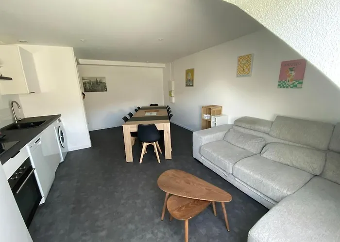 Appartement à La Montagne 10 5 Douches&4 Wc *